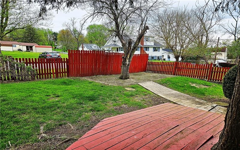 123 Fell Ave, Rostraver Township, 15012, 4 Bedrooms Bedrooms, 8 Rooms Rooms,2.1 BathroomsBathrooms,Residential,For Sale,Fell Ave,1698428