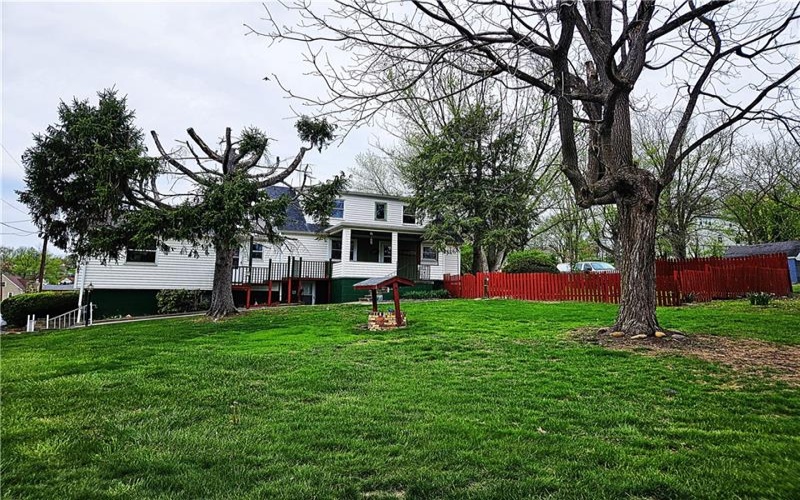 123 Fell Ave, Rostraver Township, 15012, 4 Bedrooms Bedrooms, 8 Rooms Rooms,2.1 BathroomsBathrooms,Residential,For Sale,Fell Ave,1698428
