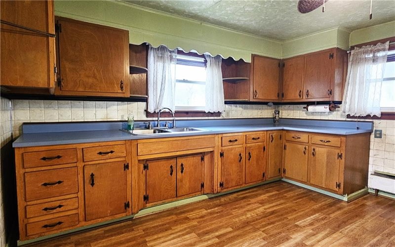 123 Fell Ave, Rostraver Township, 15012, 4 Bedrooms Bedrooms, 8 Rooms Rooms,2.1 BathroomsBathrooms,Residential,For Sale,Fell Ave,1698428
