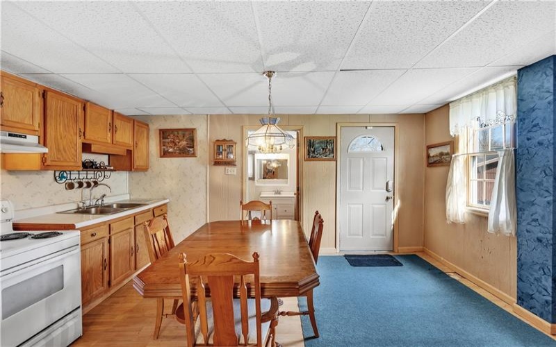 6808 Low Street, Mount Pleasant, 15666, 3 Bedrooms Bedrooms, 7 Rooms Rooms,2 BathroomsBathrooms,Residential,For Sale,Low Street,1697964