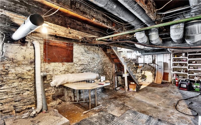 6808 Low Street, Mount Pleasant, 15666, 3 Bedrooms Bedrooms, 7 Rooms Rooms,2 BathroomsBathrooms,Residential,For Sale,Low Street,1697964
