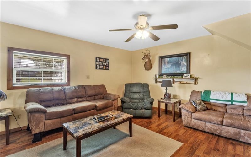 6808 Low Street, Mount Pleasant, 15666, 3 Bedrooms Bedrooms, 7 Rooms Rooms,2 BathroomsBathrooms,Residential,For Sale,Low Street,1697964