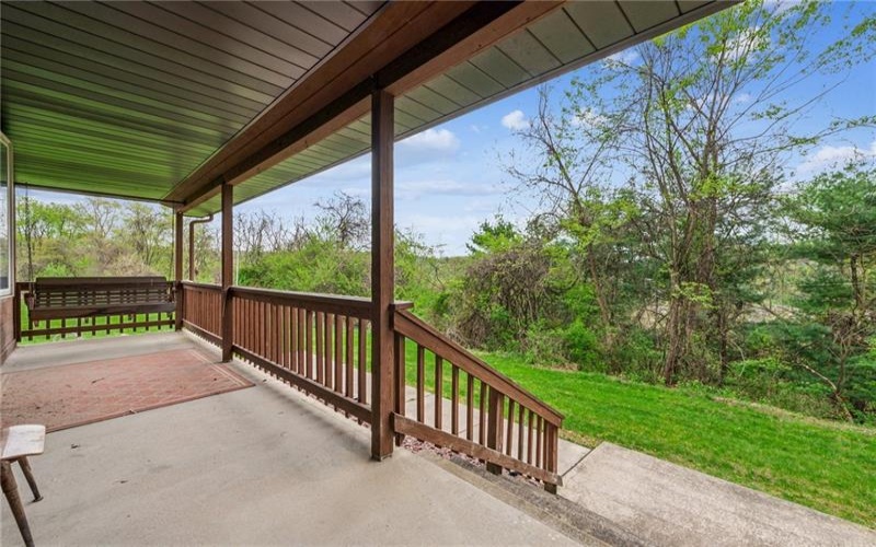 6 Elizabeth Ter, Jeannette, 15644, 3 Bedrooms Bedrooms, 7 Rooms Rooms,3 BathroomsBathrooms,Residential,For Sale,Elizabeth Ter,1698469