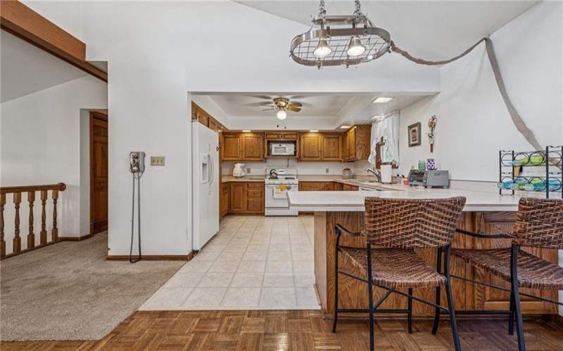 6 Elizabeth Ter, Jeannette, 15644, 3 Bedrooms Bedrooms, 7 Rooms Rooms,3 BathroomsBathrooms,Residential,For Sale,Elizabeth Ter,1698469