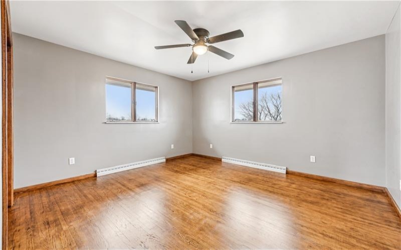 1545 Shrader Ave, Monessen, 15062, 3 Bedrooms Bedrooms, 10 Rooms Rooms,1.1 BathroomsBathrooms,Residential,For Sale,Shrader Ave,1688253