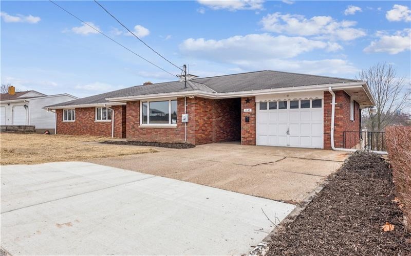 1545 Shrader Ave, Monessen, 15062, 3 Bedrooms Bedrooms, 10 Rooms Rooms,1.1 BathroomsBathrooms,Residential,For Sale,Shrader Ave,1688253