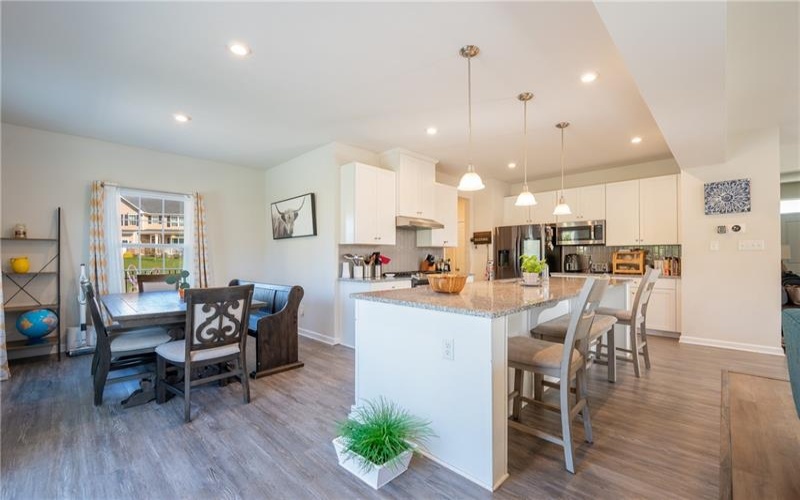 1103 Wedgewood Dr, Jeannette, 15644, 4 Bedrooms Bedrooms, ,2.1 BathroomsBathrooms,Residential,For Sale,Wedgewood Dr,1698500