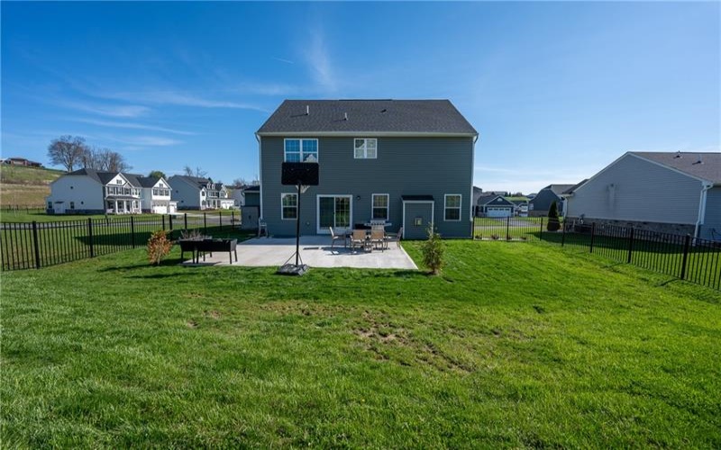1103 Wedgewood Dr, Jeannette, 15644, 4 Bedrooms Bedrooms, ,2.1 BathroomsBathrooms,Residential,For Sale,Wedgewood Dr,1698500