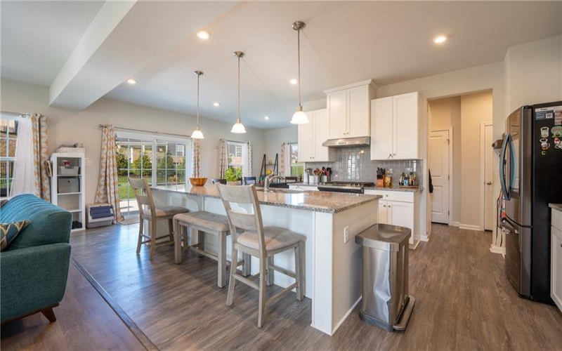 1103 Wedgewood Dr, Jeannette, 15644, 4 Bedrooms Bedrooms, ,2.1 BathroomsBathrooms,Residential,For Sale,Wedgewood Dr,1698500
