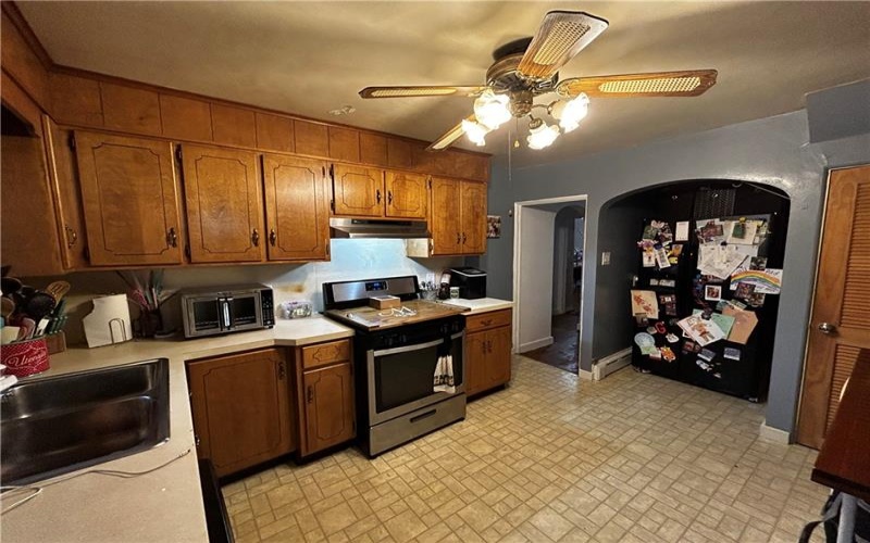 197 Ligonier St, New Florence, 15944, 4 Bedrooms Bedrooms, 9 Rooms Rooms,2 BathroomsBathrooms,Residential,For Sale,Ligonier St,1698519