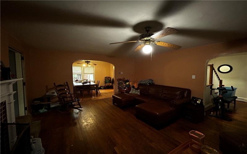 197 Ligonier St, New Florence, 15944, 4 Bedrooms Bedrooms, 9 Rooms Rooms,2 BathroomsBathrooms,Residential,For Sale,Ligonier St,1698519