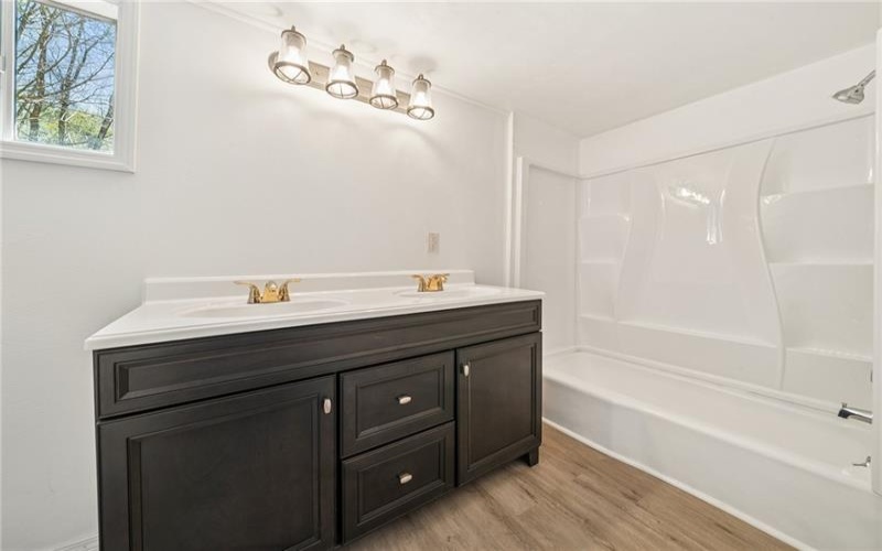 116 Dutchtown Rd, Herminie, 15637, 6 Bedrooms Bedrooms, 9 Rooms Rooms,2.1 BathroomsBathrooms,Residential,For Sale,Dutchtown Rd,1698524