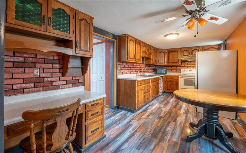 39 Kingston St, Youngstown, 15696, 2 Bedrooms Bedrooms, 5 Rooms Rooms,1 BathroomBathrooms,Residential,For Sale,Kingston St,1690782