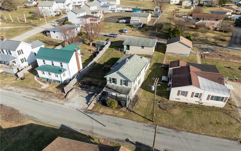 39 Kingston St, Youngstown, 15696, 2 Bedrooms Bedrooms, 5 Rooms Rooms,1 BathroomBathrooms,Residential,For Sale,Kingston St,1690782
