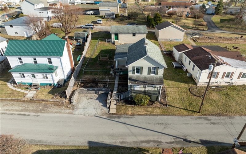 39 Kingston St, Youngstown, 15696, 2 Bedrooms Bedrooms, 5 Rooms Rooms,1 BathroomBathrooms,Residential,For Sale,Kingston St,1690782