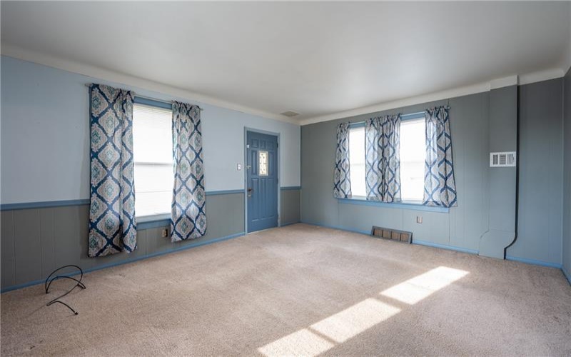 39 Kingston St, Youngstown, 15696, 2 Bedrooms Bedrooms, 5 Rooms Rooms,1 BathroomBathrooms,Residential,For Sale,Kingston St,1690782