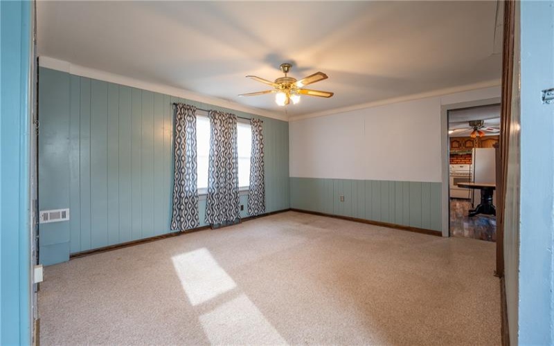 39 Kingston St, Youngstown, 15696, 2 Bedrooms Bedrooms, 5 Rooms Rooms,1 BathroomBathrooms,Residential,For Sale,Kingston St,1690782