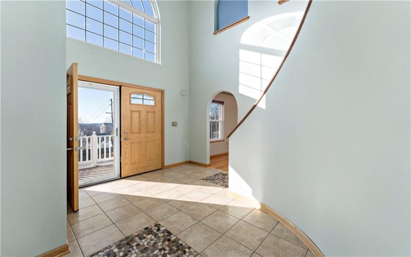 182 Markwood Dr, Canonsburg, 15317, 4 Bedrooms Bedrooms, 10 Rooms Rooms,2.1 BathroomsBathrooms,Residential,For Sale,Markwood Dr,1691636