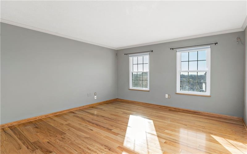 182 Markwood Dr, Canonsburg, 15317, 4 Bedrooms Bedrooms, 10 Rooms Rooms,2.1 BathroomsBathrooms,Residential,For Sale,Markwood Dr,1691636