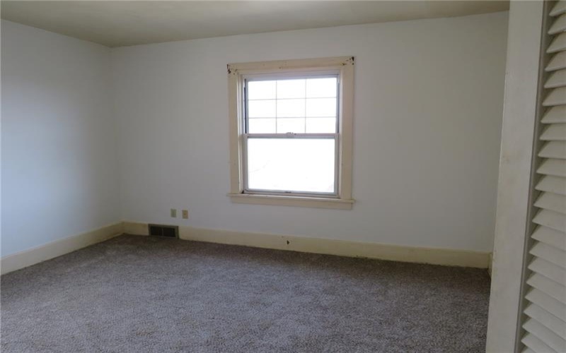 437 Shady Ave, Charleroi, 15022, 4 Bedrooms Bedrooms, 7 Rooms Rooms,1.1 BathroomsBathrooms,Residential,For Sale,Shady Ave,1693640