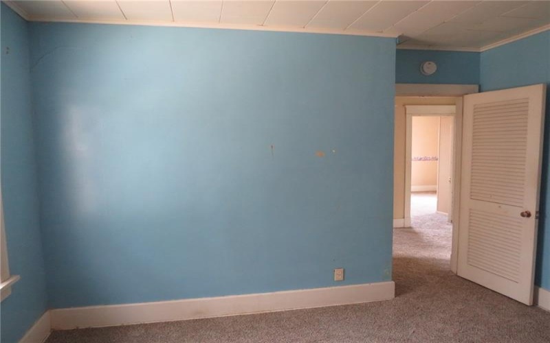 437 Shady Ave, Charleroi, 15022, 4 Bedrooms Bedrooms, 7 Rooms Rooms,1.1 BathroomsBathrooms,Residential,For Sale,Shady Ave,1693640