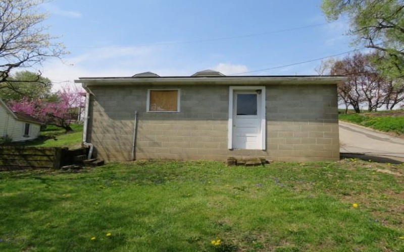 437 Shady Ave, Charleroi, 15022, 4 Bedrooms Bedrooms, 7 Rooms Rooms,1.1 BathroomsBathrooms,Residential,For Sale,Shady Ave,1693640