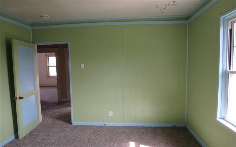 437 Shady Ave, Charleroi, 15022, 4 Bedrooms Bedrooms, 7 Rooms Rooms,1.1 BathroomsBathrooms,Residential,For Sale,Shady Ave,1693640