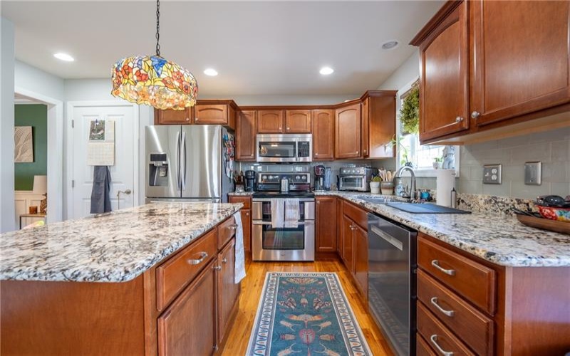 102 Sharon Dr, Pleasant Unity, 15676, 3 Bedrooms Bedrooms, 8 Rooms Rooms,2.1 BathroomsBathrooms,Residential,For Sale,Sharon Dr,1698513