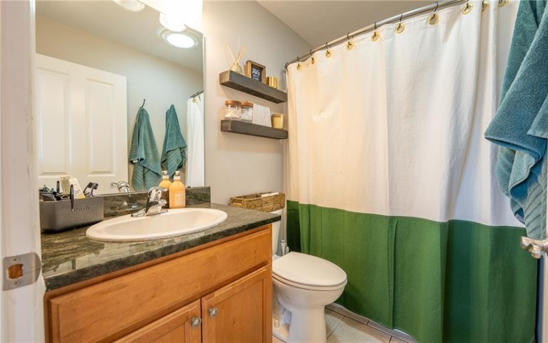 102 Sharon Dr, Pleasant Unity, 15676, 3 Bedrooms Bedrooms, 8 Rooms Rooms,2.1 BathroomsBathrooms,Residential,For Sale,Sharon Dr,1698513