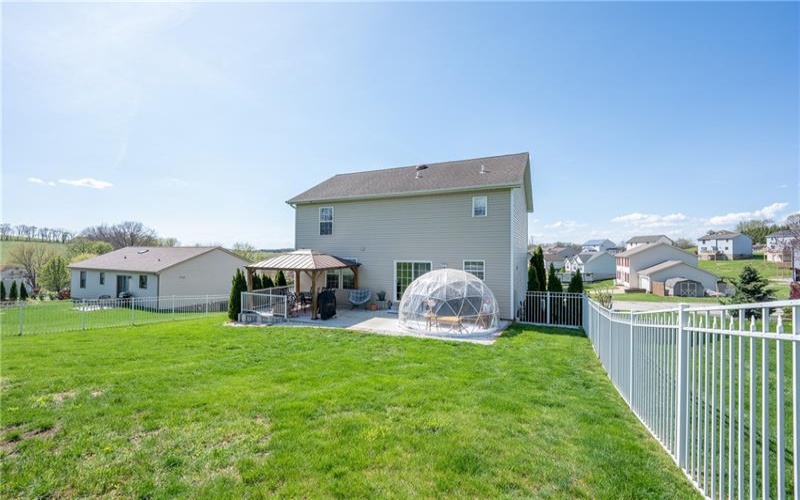 102 Sharon Dr, Pleasant Unity, 15676, 3 Bedrooms Bedrooms, 8 Rooms Rooms,2.1 BathroomsBathrooms,Residential,For Sale,Sharon Dr,1698513