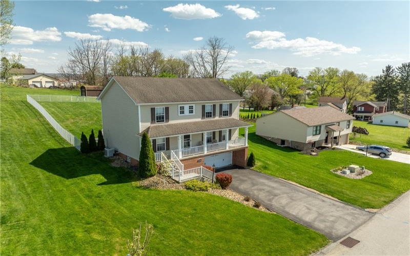 102 Sharon Dr, Pleasant Unity, 15676, 3 Bedrooms Bedrooms, 8 Rooms Rooms,2.1 BathroomsBathrooms,Residential,For Sale,Sharon Dr,1698513