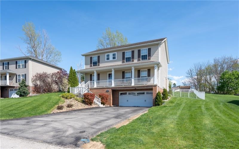 102 Sharon Dr, Pleasant Unity, 15676, 3 Bedrooms Bedrooms, 8 Rooms Rooms,2.1 BathroomsBathrooms,Residential,For Sale,Sharon Dr,1698513
