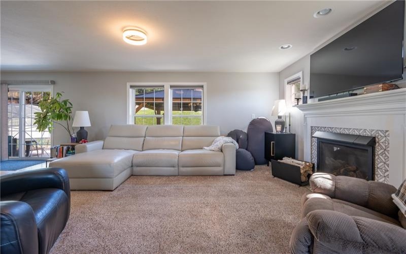 102 Sharon Dr, Pleasant Unity, 15676, 3 Bedrooms Bedrooms, 8 Rooms Rooms,2.1 BathroomsBathrooms,Residential,For Sale,Sharon Dr,1698513