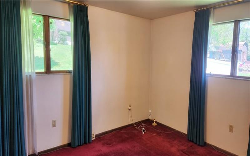 237 Melrose Drive, New Stanton, 15672, 3 Bedrooms Bedrooms, 9 Rooms Rooms,2 BathroomsBathrooms,Residential,For Sale,Melrose Drive,1698533