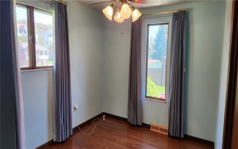 237 Melrose Drive, New Stanton, 15672, 3 Bedrooms Bedrooms, 9 Rooms Rooms,2 BathroomsBathrooms,Residential,For Sale,Melrose Drive,1698533