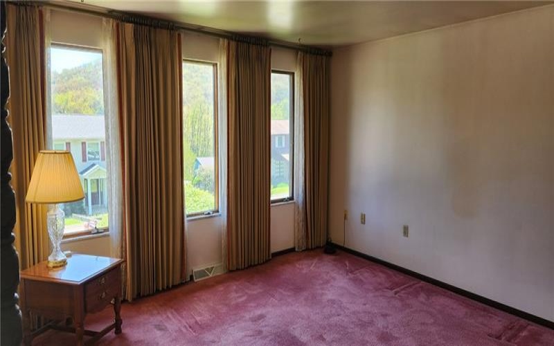 237 Melrose Drive, New Stanton, 15672, 3 Bedrooms Bedrooms, 9 Rooms Rooms,2 BathroomsBathrooms,Residential,For Sale,Melrose Drive,1698533