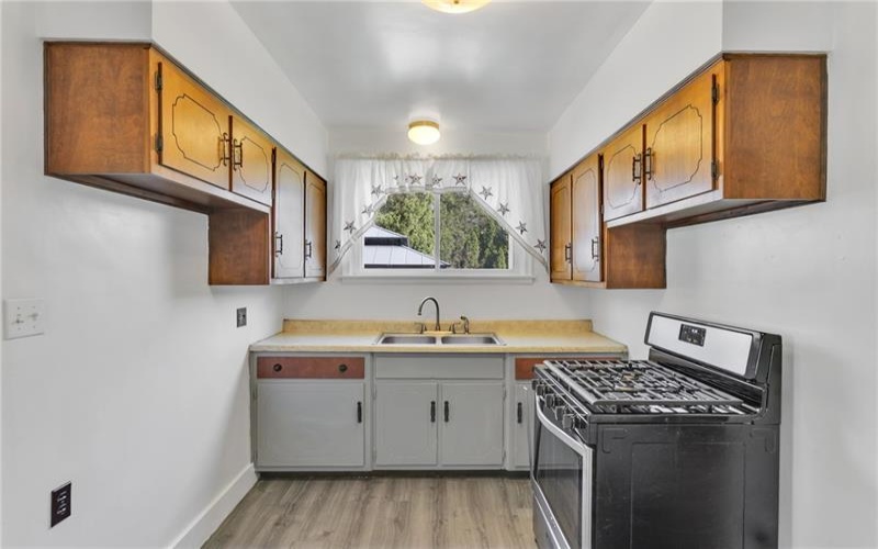 1228 State Route 356, Leechburg, 15656, 3 Bedrooms Bedrooms, 6 Rooms Rooms,1.1 BathroomsBathrooms,Residential,For Sale,State Route 356,1698543