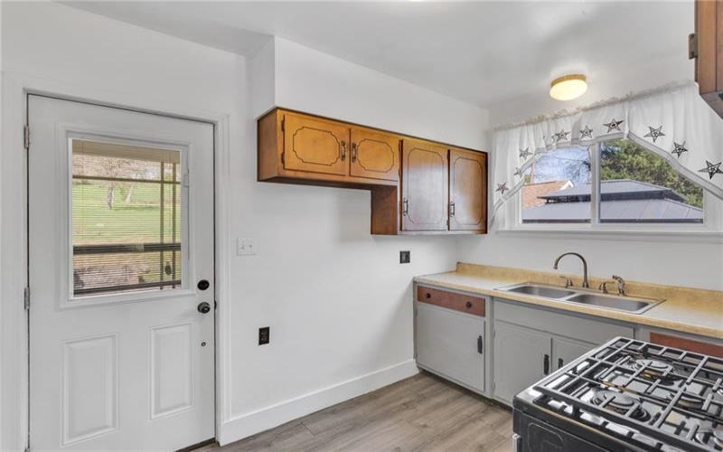 1228 State Route 356, Leechburg, 15656, 3 Bedrooms Bedrooms, 6 Rooms Rooms,1.1 BathroomsBathrooms,Residential,For Sale,State Route 356,1698543
