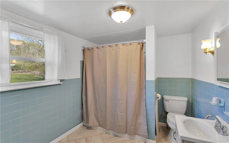 1228 State Route 356, Leechburg, 15656, 3 Bedrooms Bedrooms, 6 Rooms Rooms,1.1 BathroomsBathrooms,Residential,For Sale,State Route 356,1698543