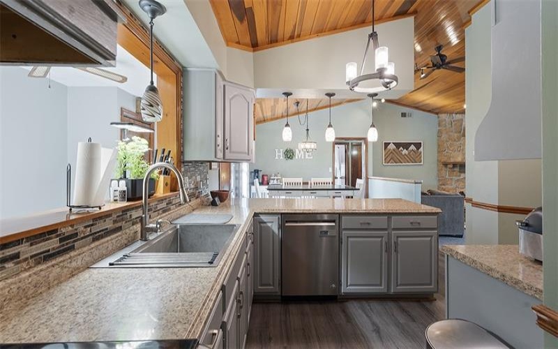 114 Silent Meadow Dr, Export, 15632, 3 Bedrooms Bedrooms, 8 Rooms Rooms,2.1 BathroomsBathrooms,Residential,For Sale,Silent Meadow Dr,1698420