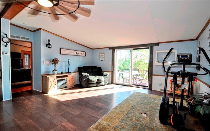 175 Warne Ln, Washington, 15301, 5 Bedrooms Bedrooms, 11 Rooms Rooms,3.1 BathroomsBathrooms,Residential,For Sale,Warne Ln,1698603