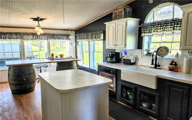 175 Warne Ln, Washington, 15301, 5 Bedrooms Bedrooms, 11 Rooms Rooms,3.1 BathroomsBathrooms,Residential,For Sale,Warne Ln,1698603
