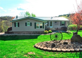 175 Warne Ln, Washington, 15301, 5 Bedrooms Bedrooms, 11 Rooms Rooms,3.1 BathroomsBathrooms,Residential,For Sale,Warne Ln,1698603