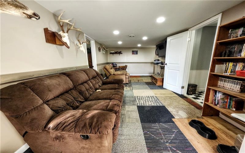 175 Warne Ln, Washington, 15301, 5 Bedrooms Bedrooms, 11 Rooms Rooms,3.1 BathroomsBathrooms,Residential,For Sale,Warne Ln,1698603