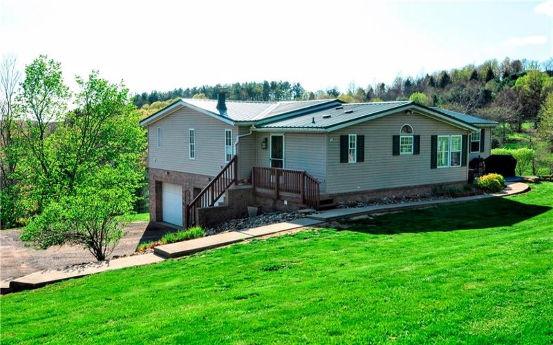 175 Warne Ln, Washington, 15301, 5 Bedrooms Bedrooms, 11 Rooms Rooms,3.1 BathroomsBathrooms,Residential,For Sale,Warne Ln,1698603