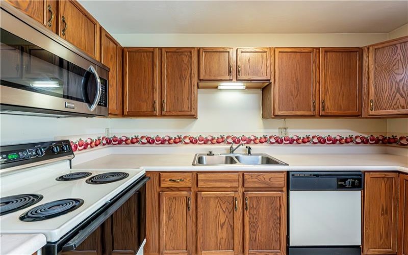 418 Silvis Way, Greensburg, 15601, 2 Bedrooms Bedrooms, 6 Rooms Rooms,1.1 BathroomsBathrooms,Residential,For Sale,Silvis Way,1698634