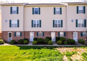 418 Silvis Way, Greensburg, 15601, 2 Bedrooms Bedrooms, 6 Rooms Rooms,1.1 BathroomsBathrooms,Residential,For Sale,Silvis Way,1698634