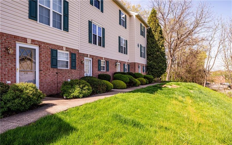 418 Silvis Way, Greensburg, 15601, 2 Bedrooms Bedrooms, 6 Rooms Rooms,1.1 BathroomsBathrooms,Residential,For Sale,Silvis Way,1698634