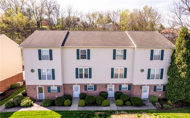 418 Silvis Way, Greensburg, 15601, 2 Bedrooms Bedrooms, 6 Rooms Rooms,1.1 BathroomsBathrooms,Residential,For Sale,Silvis Way,1698634