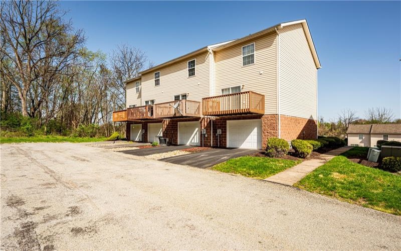 418 Silvis Way, Greensburg, 15601, 2 Bedrooms Bedrooms, 6 Rooms Rooms,1.1 BathroomsBathrooms,Residential,For Sale,Silvis Way,1698634